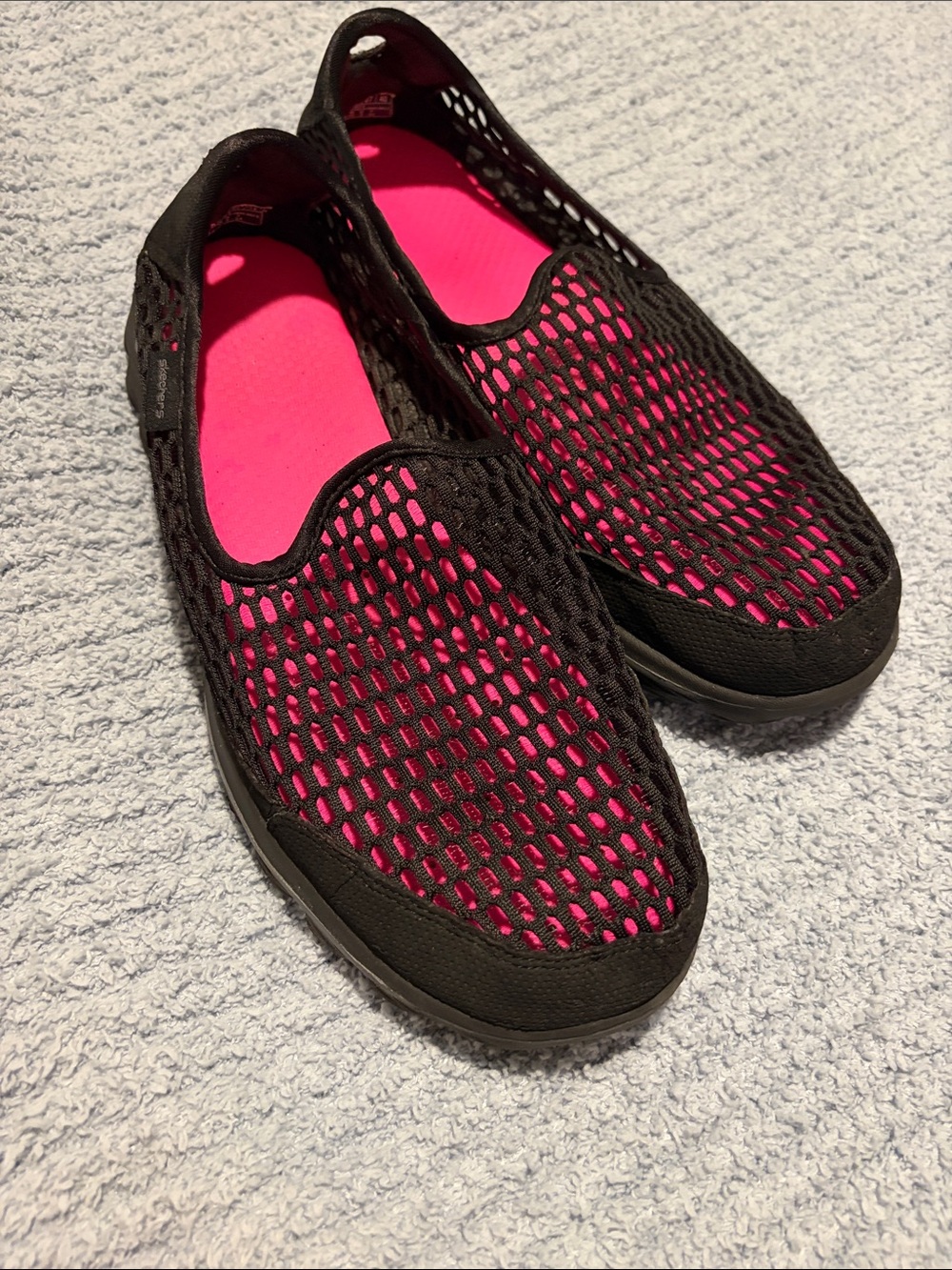 Skechers Black Mesh Slip-On Sneakers with Pink Insole